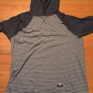 Pony men’s large hooded shirt